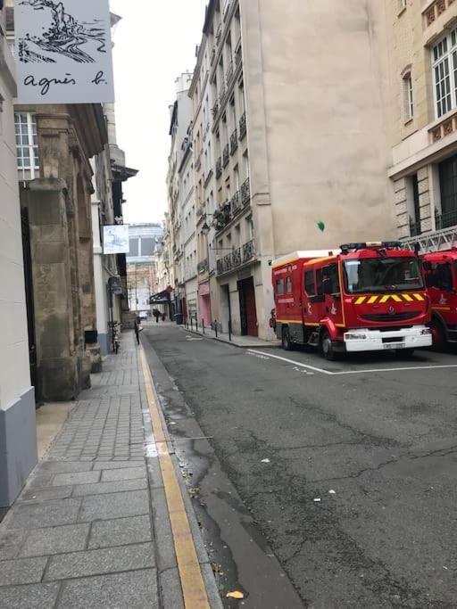Design A La Bourse Du Commerce Appartement Parijs