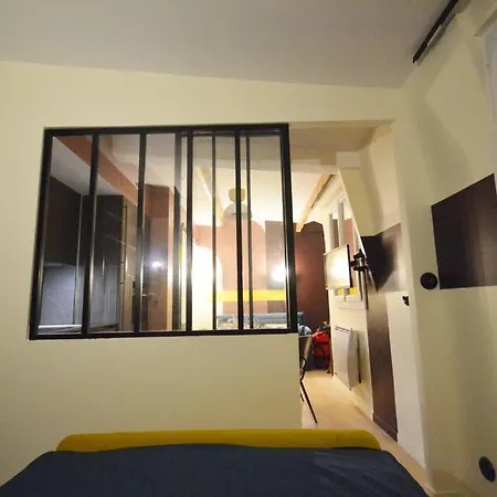 Appartement Design A La Bourse Du Commerce Paris Exterior photo