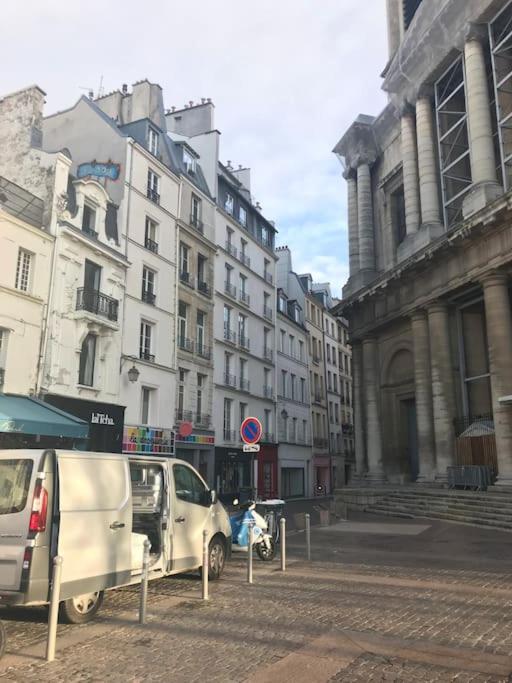 Apartment Design A La Bourse Du Commerce *