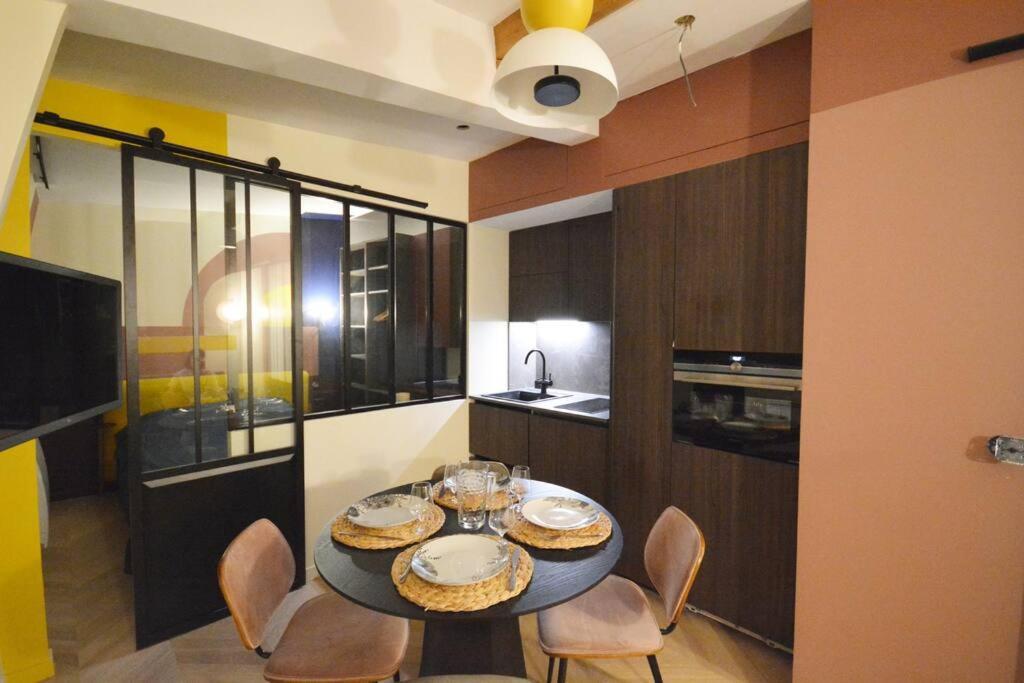 Apartment Design A La Bourse Du Commerce