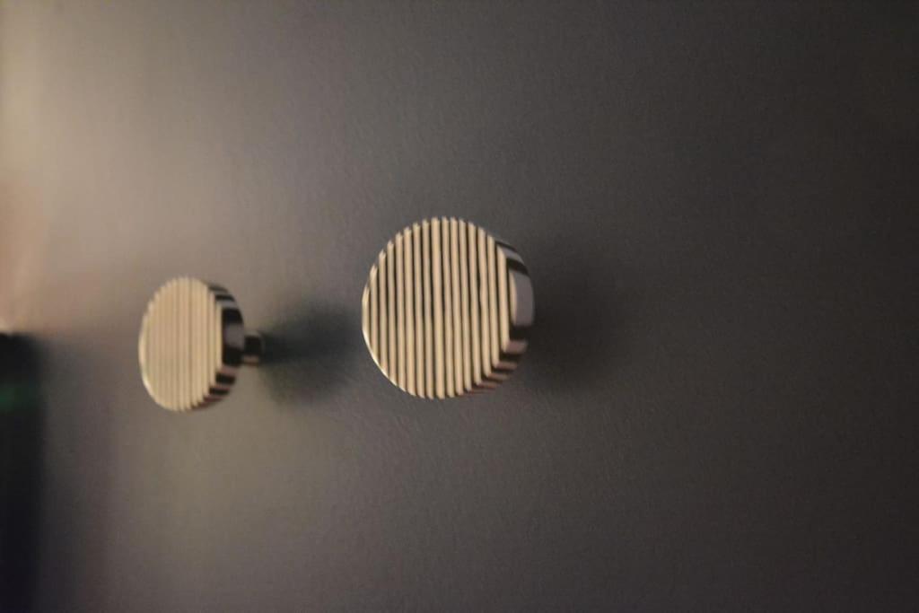 Design A La Bourse Du Commerce Apartment Paris